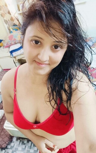 Beautiful cute maal girl