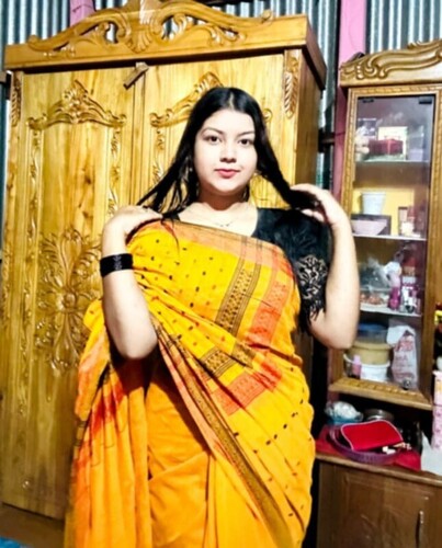 Sexy Indian College Girl Riding on Boyfriend Dick Like A Pro DoggyStyle Fucking in Hostel 🤩😍
